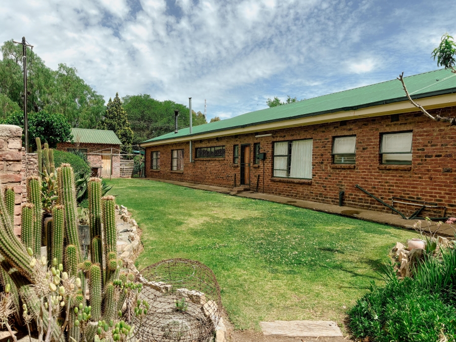 5 Bedroom Property for Sale in Bethulie Free State